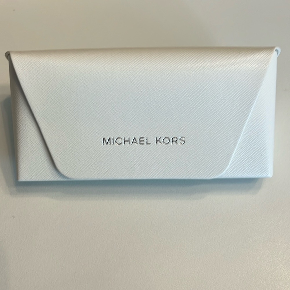 Michael Kors White Glasses/Sunglasses Case